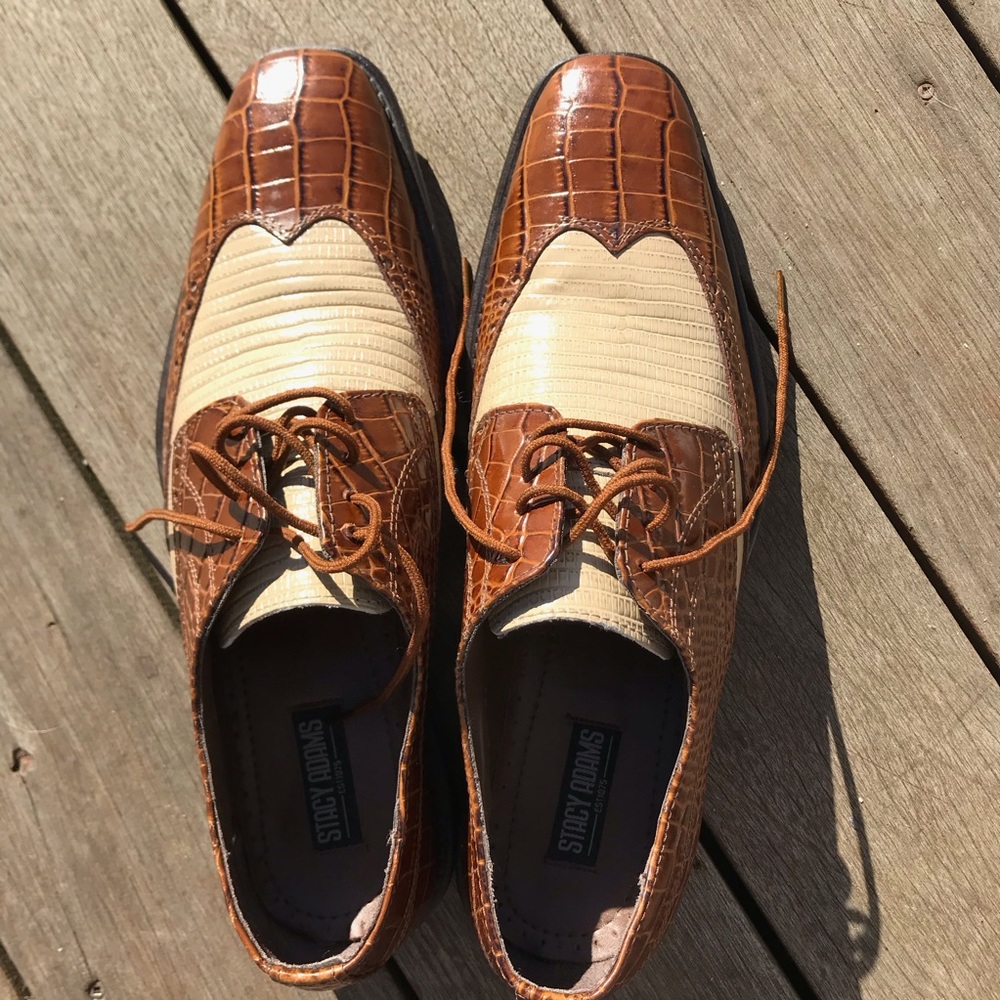 Stacy Adams men’s wingtip dress shoes